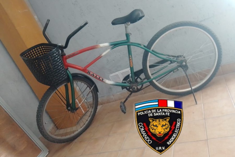 Un menor de edad robó una bicicleta en pleno microcentro y fue atrapado