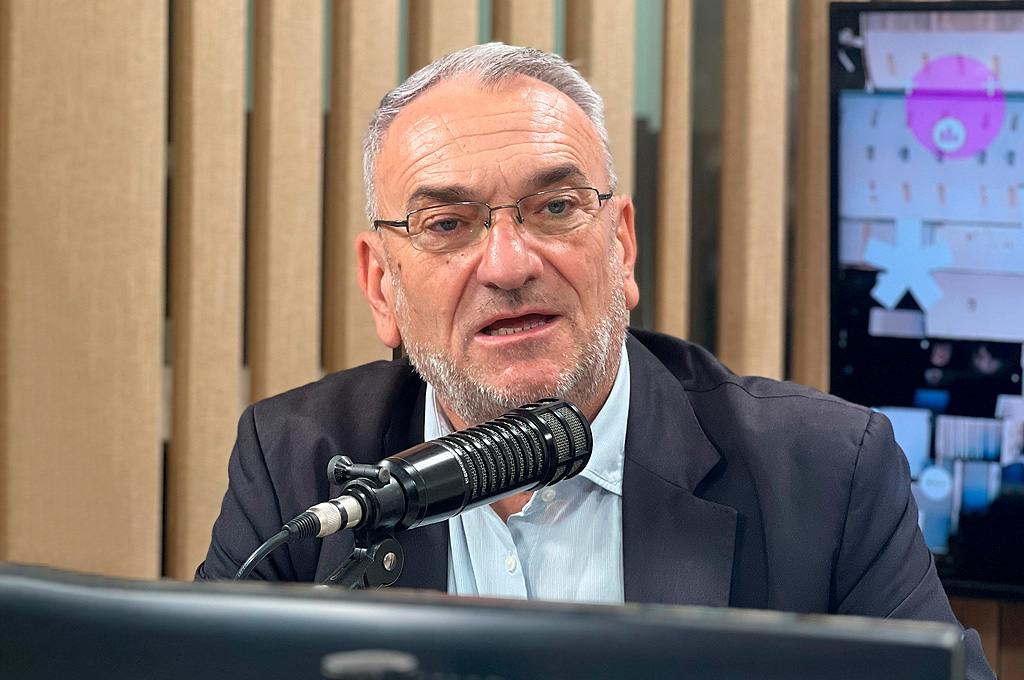 alcides_calvo_radio_rafaela